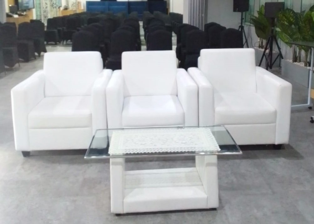 SEWA SOFA DI CIPAYUNG
